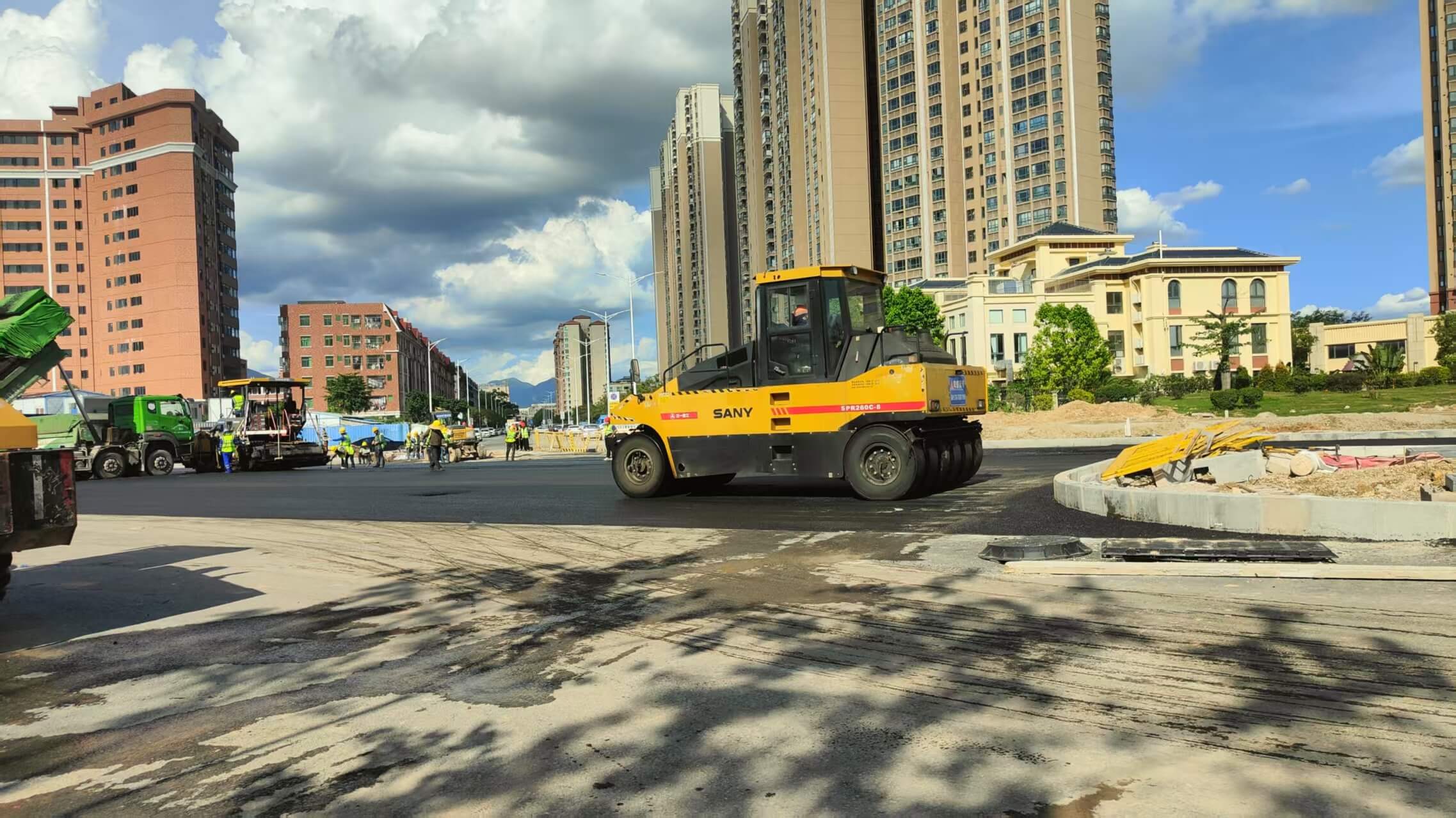东莞沥青道路施工
